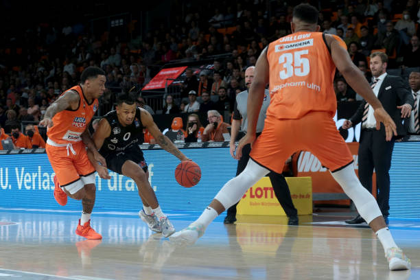 强的斗志 强的斗志